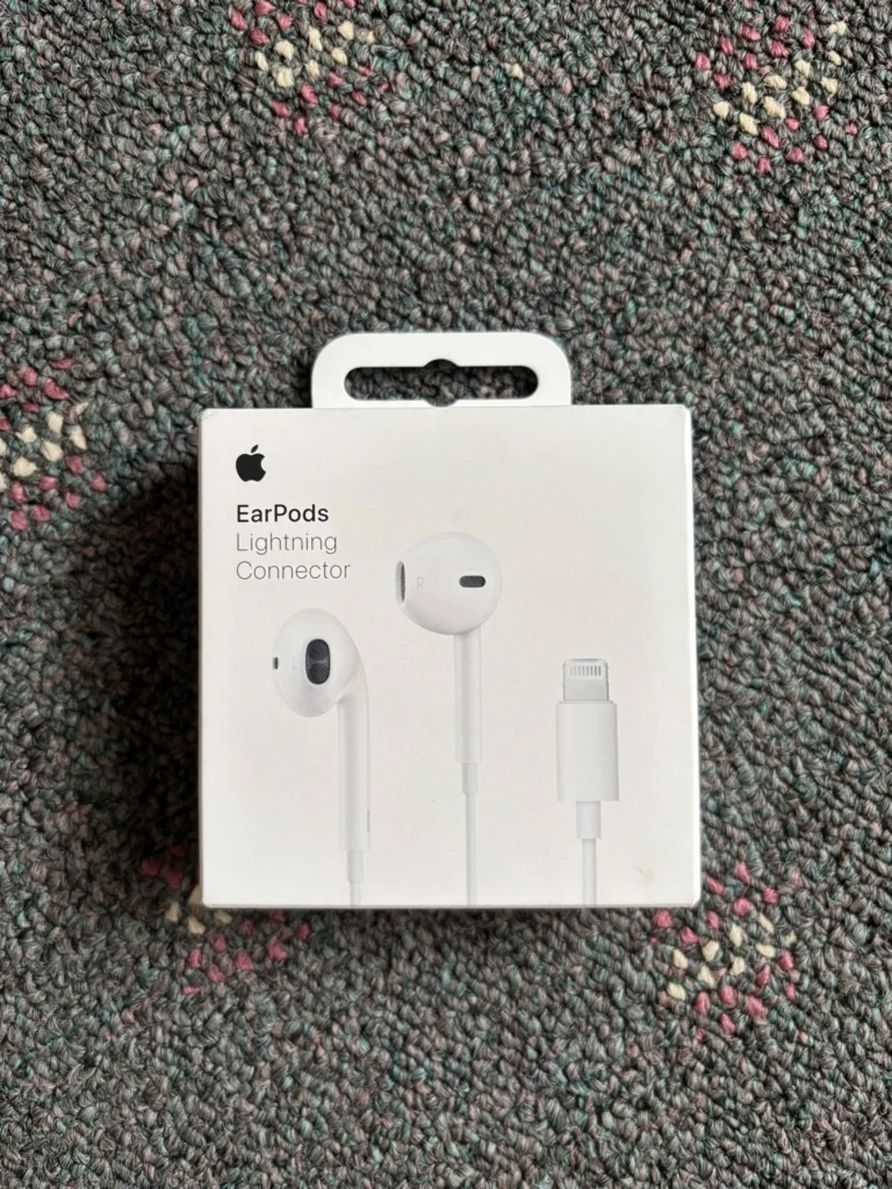 Apple EarPods with Lightning Connector